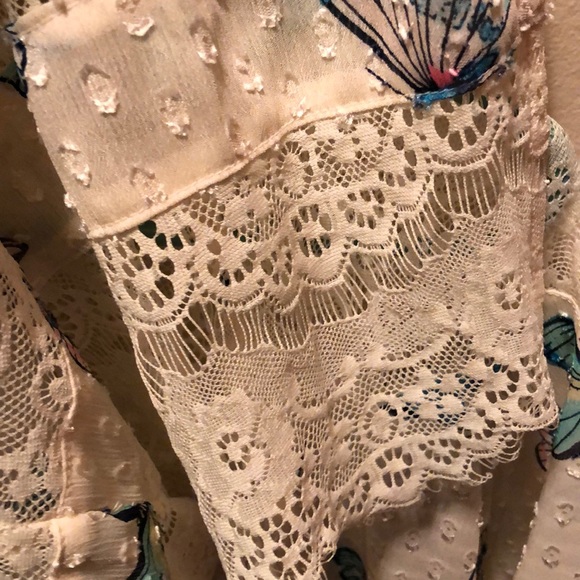 Cover up - Picture 2 of 3